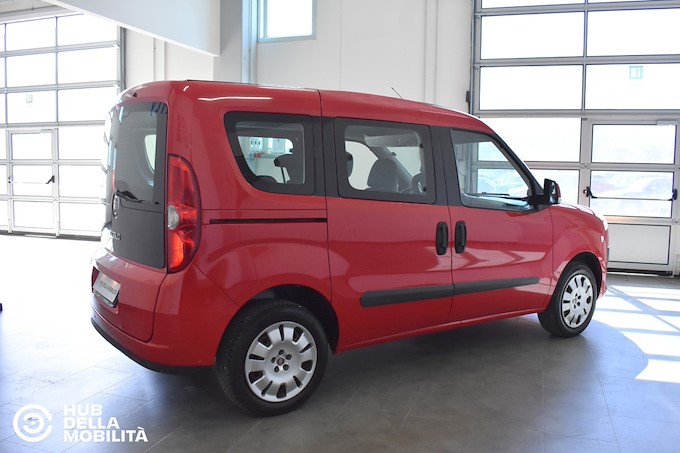 FIAT Doblò 1.4 T-Jet 16V Natural Power Dynamic